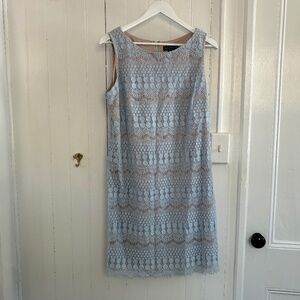 Jessica Howard sleeveless Light Blue Lace Sheath with Taupe underslip Size 14